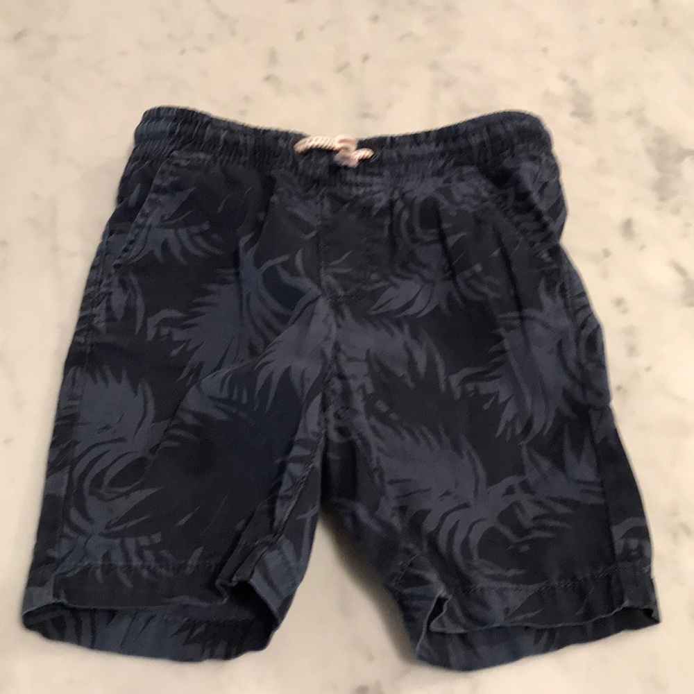 H&M boys shorts, size 4-5
